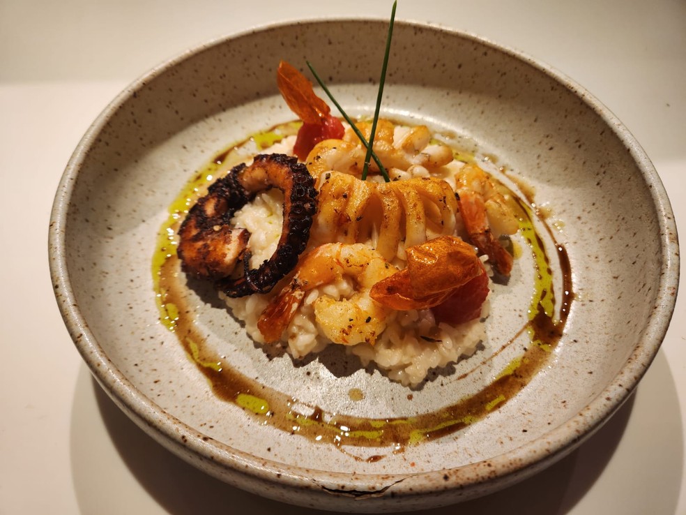 Risoto de limão siciliano com frutos do mar do restaurante Gurumê, em Brasília — Foto: Divulgação