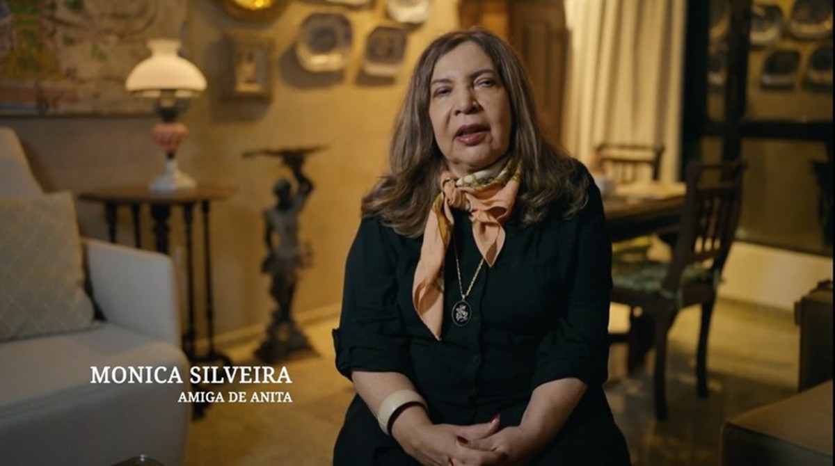 Morre aos 63 anos Mônica Silveira, produtora cultural e amiga de Anita Harley entrevistada na série 'O Testamento'