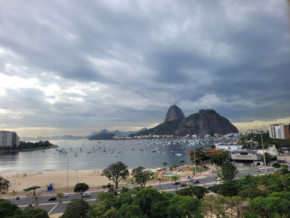 Rio registra 8,3°C de temperatura na madrugada desta terça (13) — Foto: g1 Rio