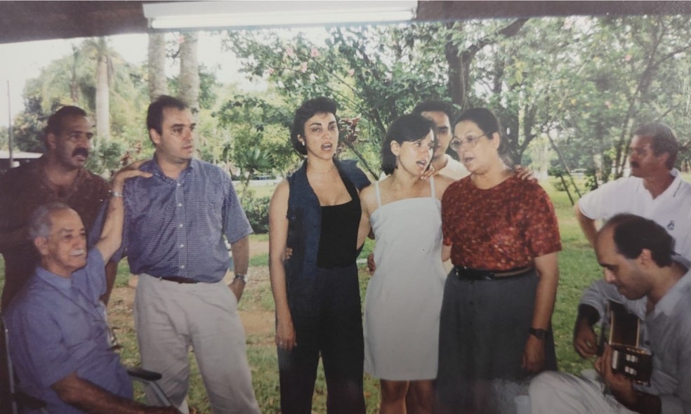 Cantora lança 1º disco musical aos 91 anos, com apoio da família — Foto: Família Novaes/Arquivo pessoal