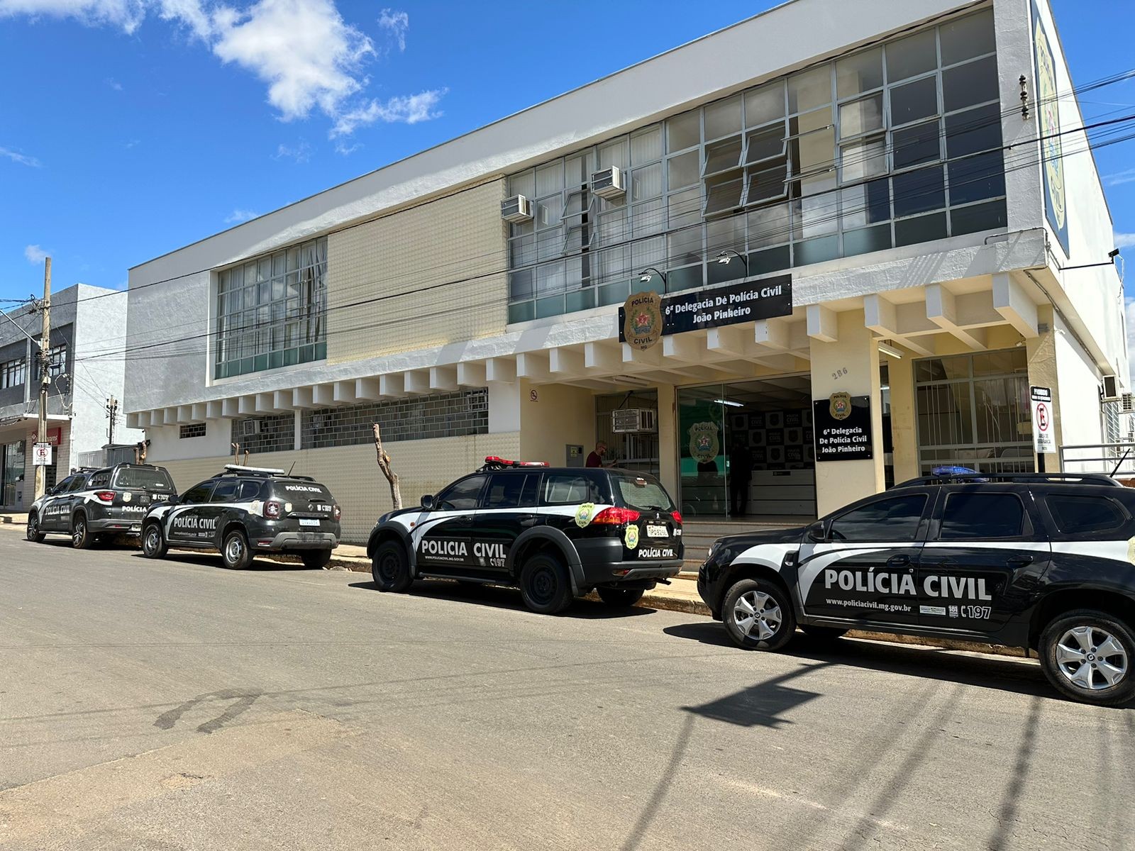 Ladrão finge ser andarilho, é ajudado por agricultor e volta armado para tentar roubar moto em MG