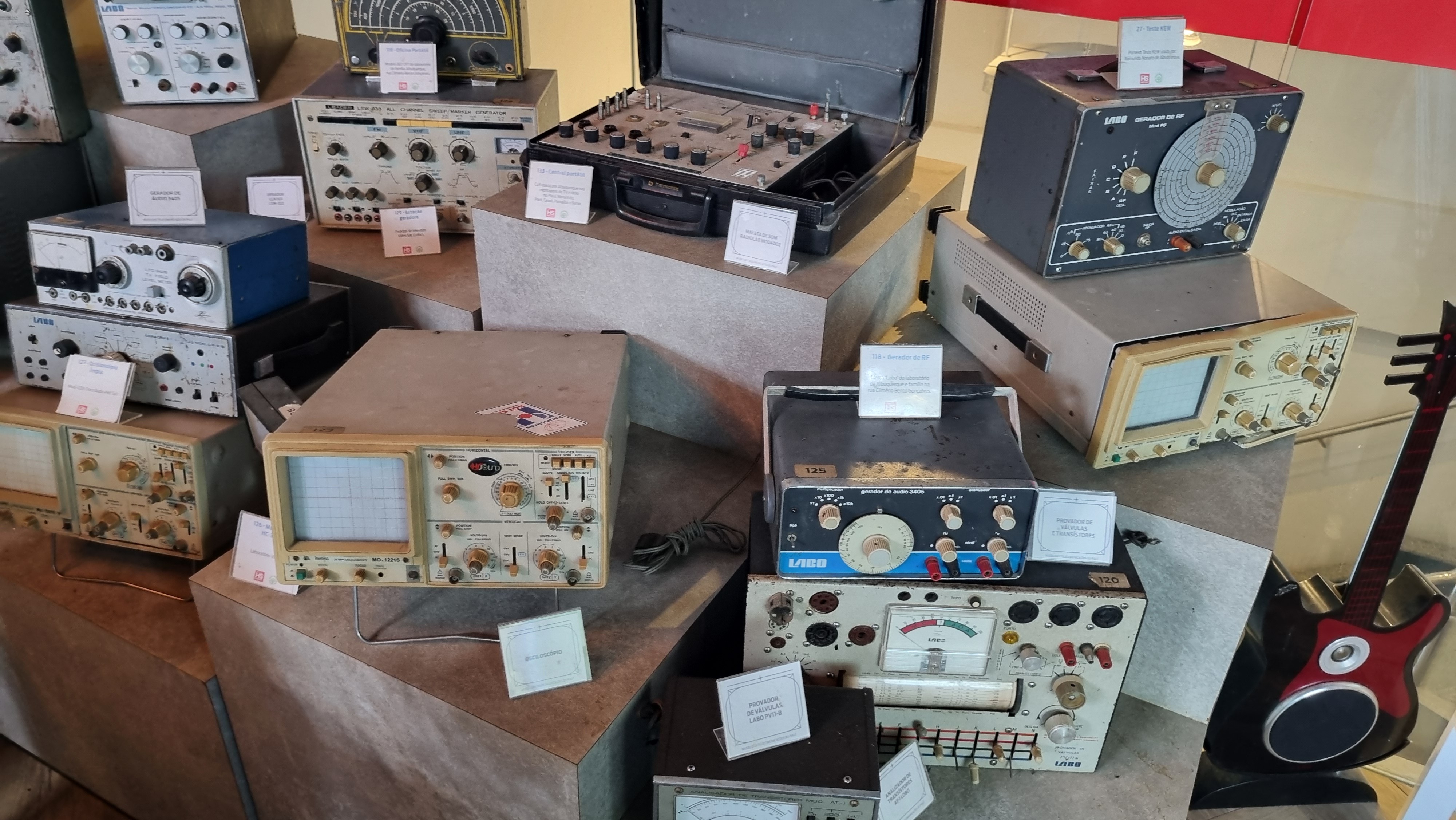 'De férias com o g1': conheça o Museu das Telecomunicações, com aparelhos que contam a evolução tecnológica