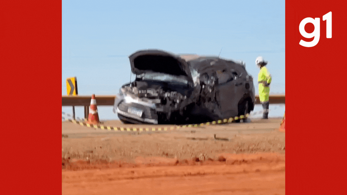 Motorista de carro morre em batida contra duas carretas na BR-163 em MT; vídeo  