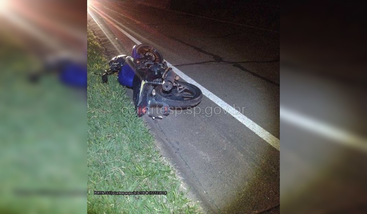 Motociclista morre após bater contra barreira de concreto na SP 127 em Cerquilho