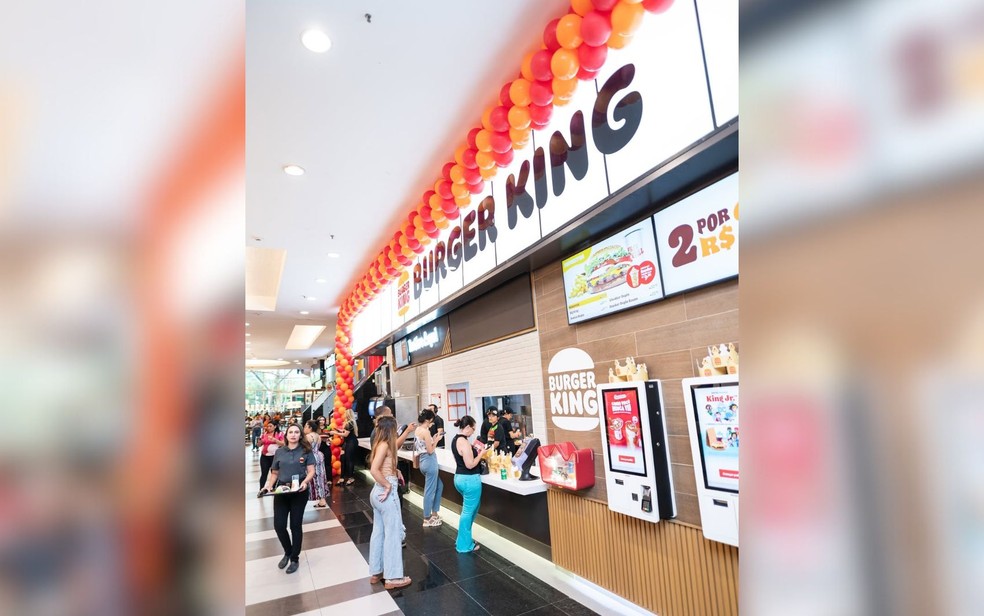 Grávida foi alvo de ofensas no setor administrativo de uma franquia do Burger King em Goiânia — Foto: Reprodução/ Perfil do Instagram do Passeio das Águas