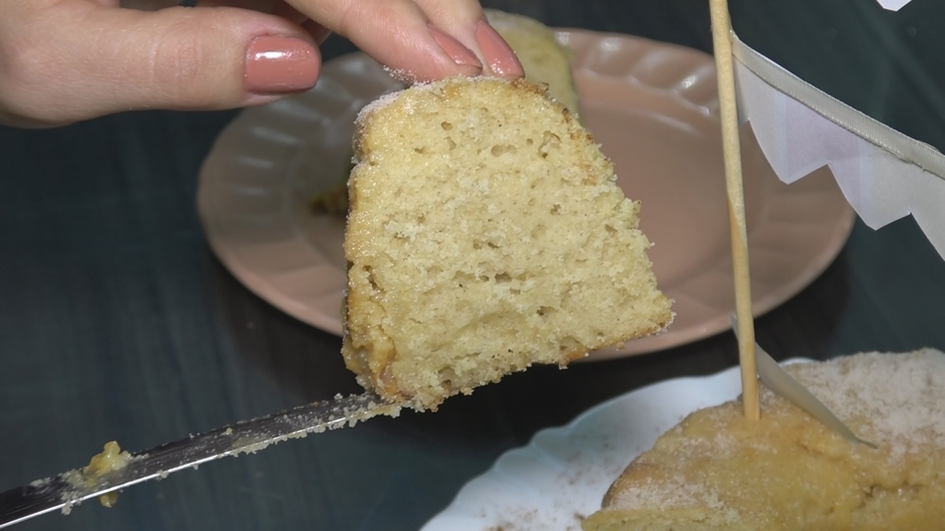 Aprenda a preparar bolo de churros invertido