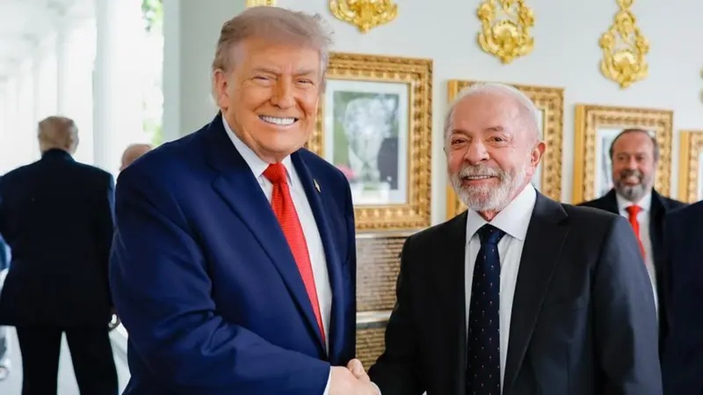 O presidente dos Estados Unidos, Donald Trump, e o presidente do Brasil, Luiz Inácio Lula da Silva, em encontro na Casa Branca, em Washington — Foto: RICARDO STUCKERT/DIVULGAÇÃO