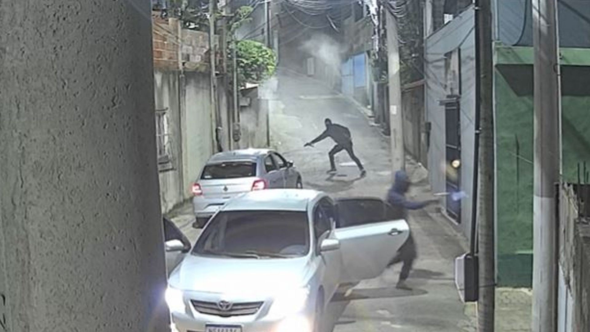 VÍDEO mostra ataque de atiradores que deixou um morto e dois baleados na Serra