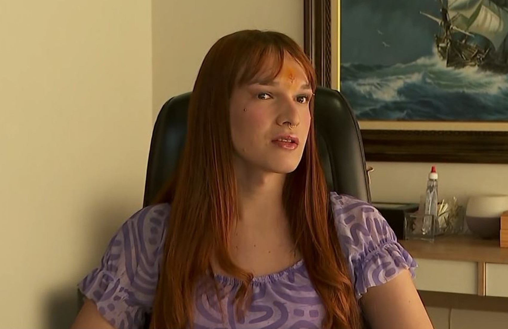 Homem filmado ao agredir mulher trans na porta de boate em Ribeirão Preto, SP, vira réu por transfobia