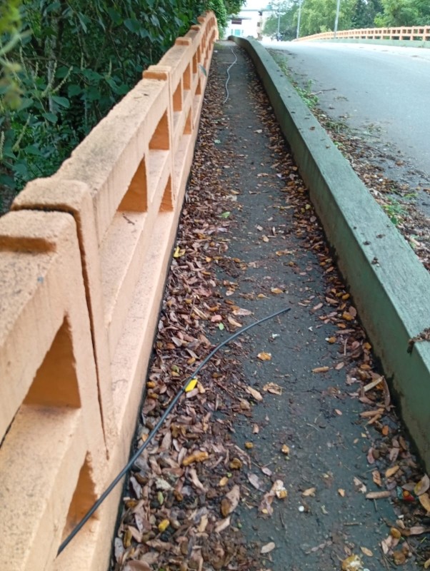 Vandalismo em fibra óptica prejudica atendimento em 10 postos de saúde em Divinópolis