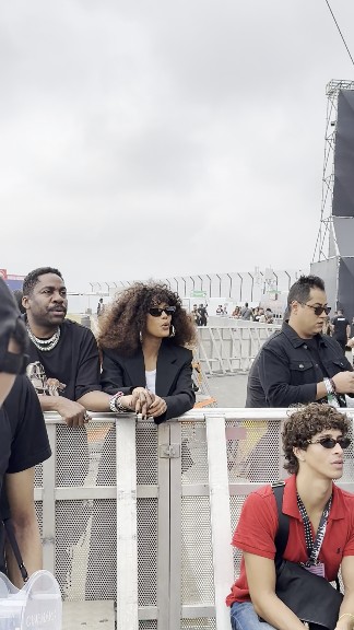 Taís Araújo e Lázaro Ramos curtem show de JotaPê no The Town