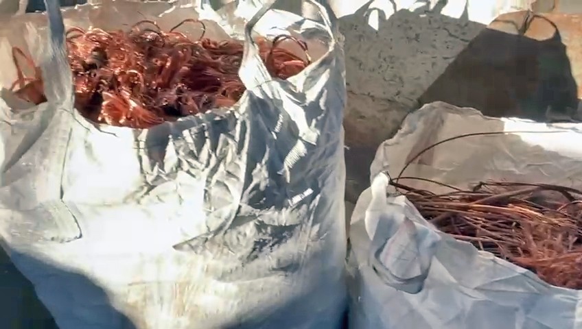 Operação contra receptação de materiais furtados mira recicladoras; rede movimentou R$ 2,5 bi em 4 anos