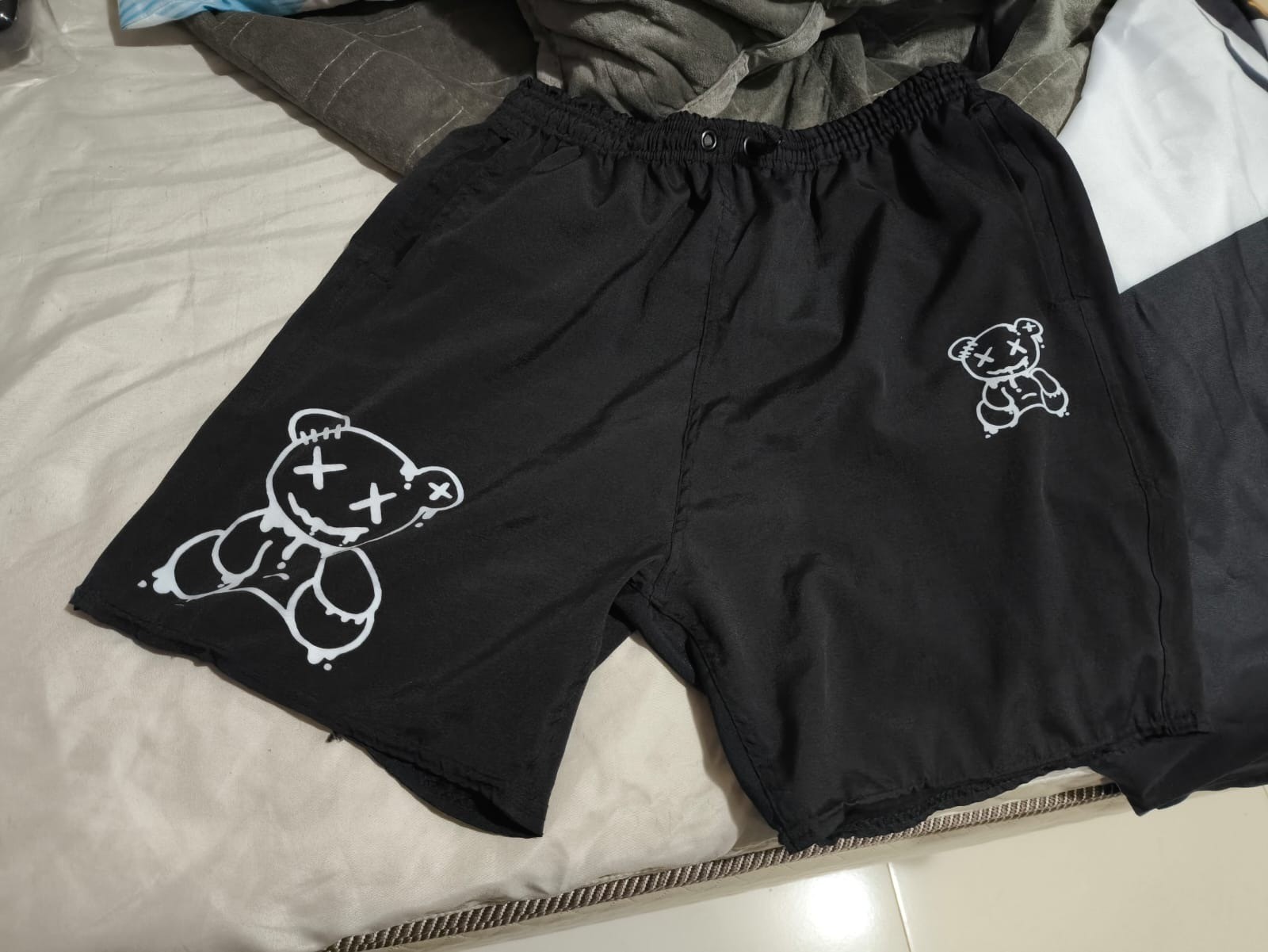Homem é preso suspeito de usar roupas com personagens infantis para aliciar crianças nas redes sociais em MG