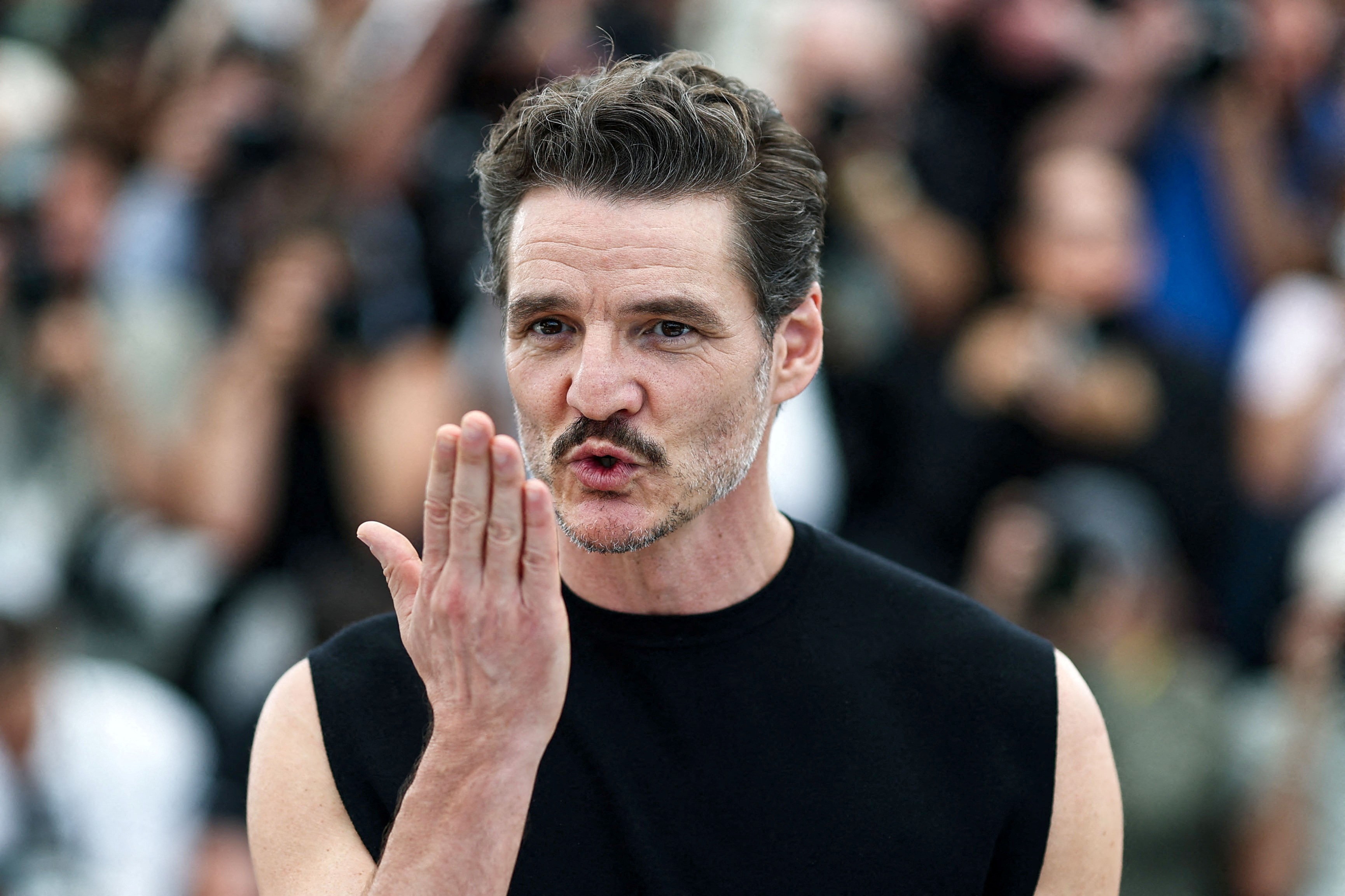 Pedro Pascal critica clima de 'medo' por políticas de imigração de Trump: 'Não deixe que eles vençam'