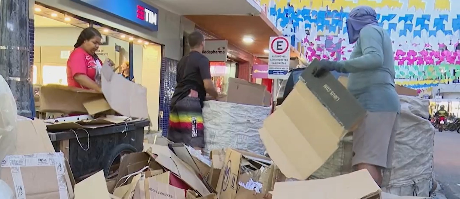 Reciclagem muda rotina de famílias e garante renda em Campina Grande: ‘É para o pão de cada dia’, diz catadora