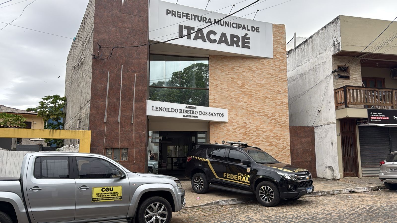 PF investiga fraude em licitação e lavagem de dinheiro relacionados a contratos firmados pela Prefeitura de Itacaré