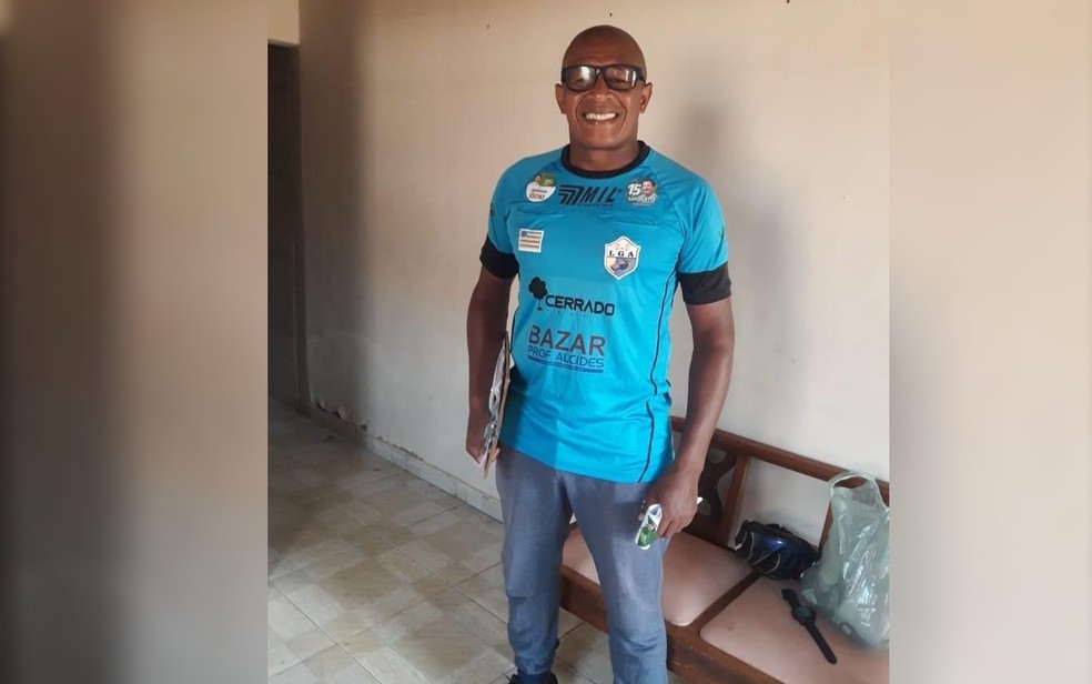  Edivaldo Marinho, de 49 anos, morreu após ser atropelado em Senador Canedo — Foto: Arquivo Pessoal/Família de Edivaldo