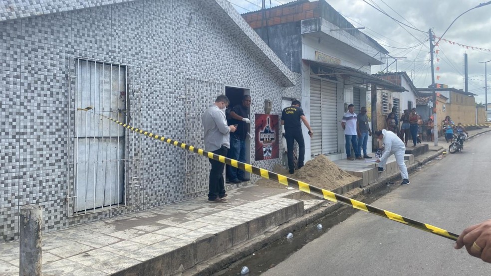 Bar onde corpo de mulher foi encontrado sem vida em Pedras de Fogo, PB — Foto: Sílvia Torres/TV Cabo Branco