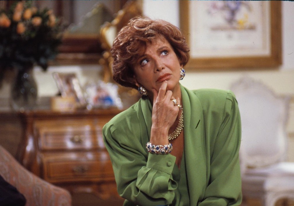 Imagem ilustrativa sobre Morre Glória Menezes aos 91 anos: ícone da TV brasileira deixa legado eterno