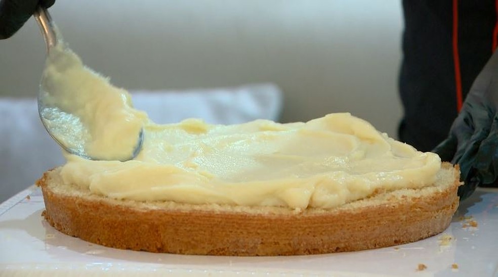 Aprenda a preparar uma deliciosa torta de maçã — Foto: TV Clube