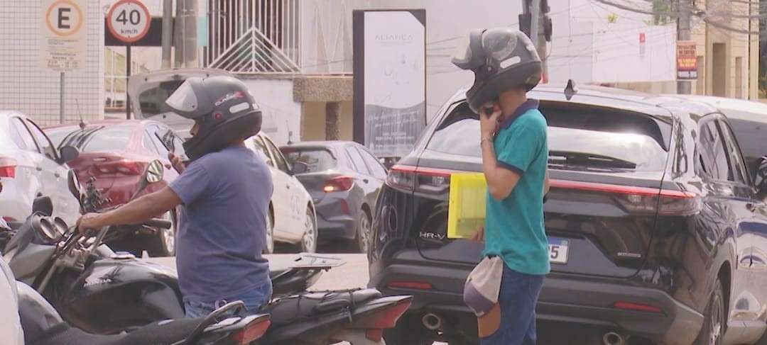 Lei é alterada para regulamentar transporte de passageiros por moto de aplicativo em Rio Branco 