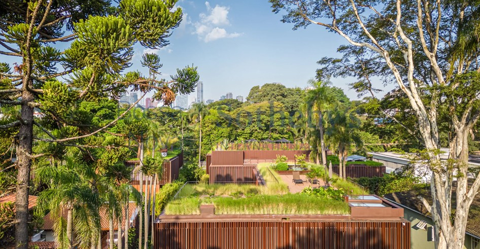 Mansão de R$ 65 milhões na Vila Madalena, em SP