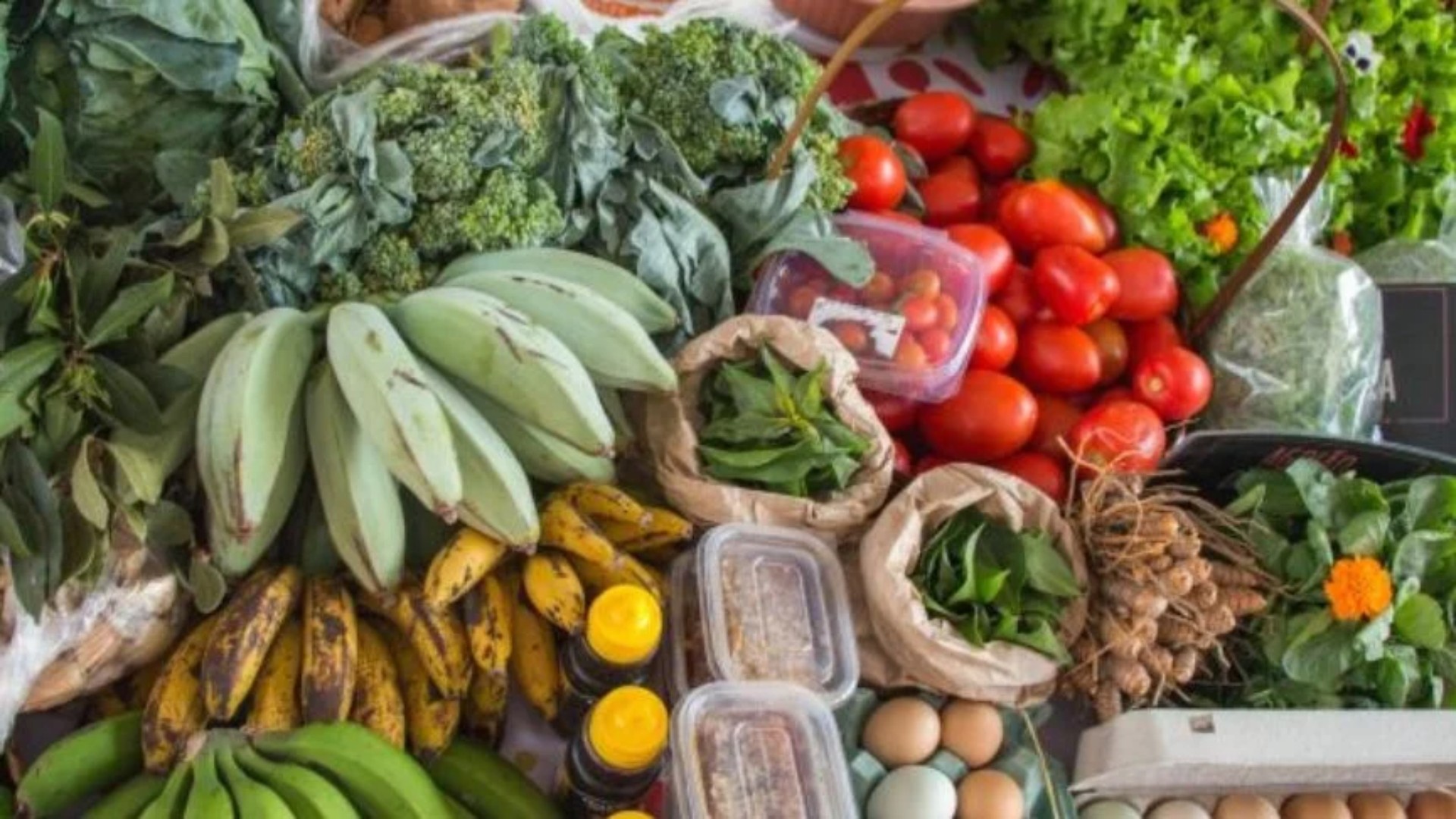 IPCA-15: preços sobem 0,32% em outubro, puxados por alimentação