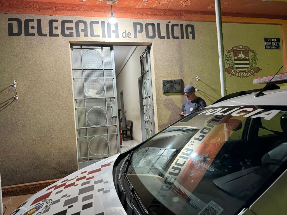 Ocorrência foi apresentada na Delegacia de Cedral (SP) — Foto: TV TEM / Gridania Brait