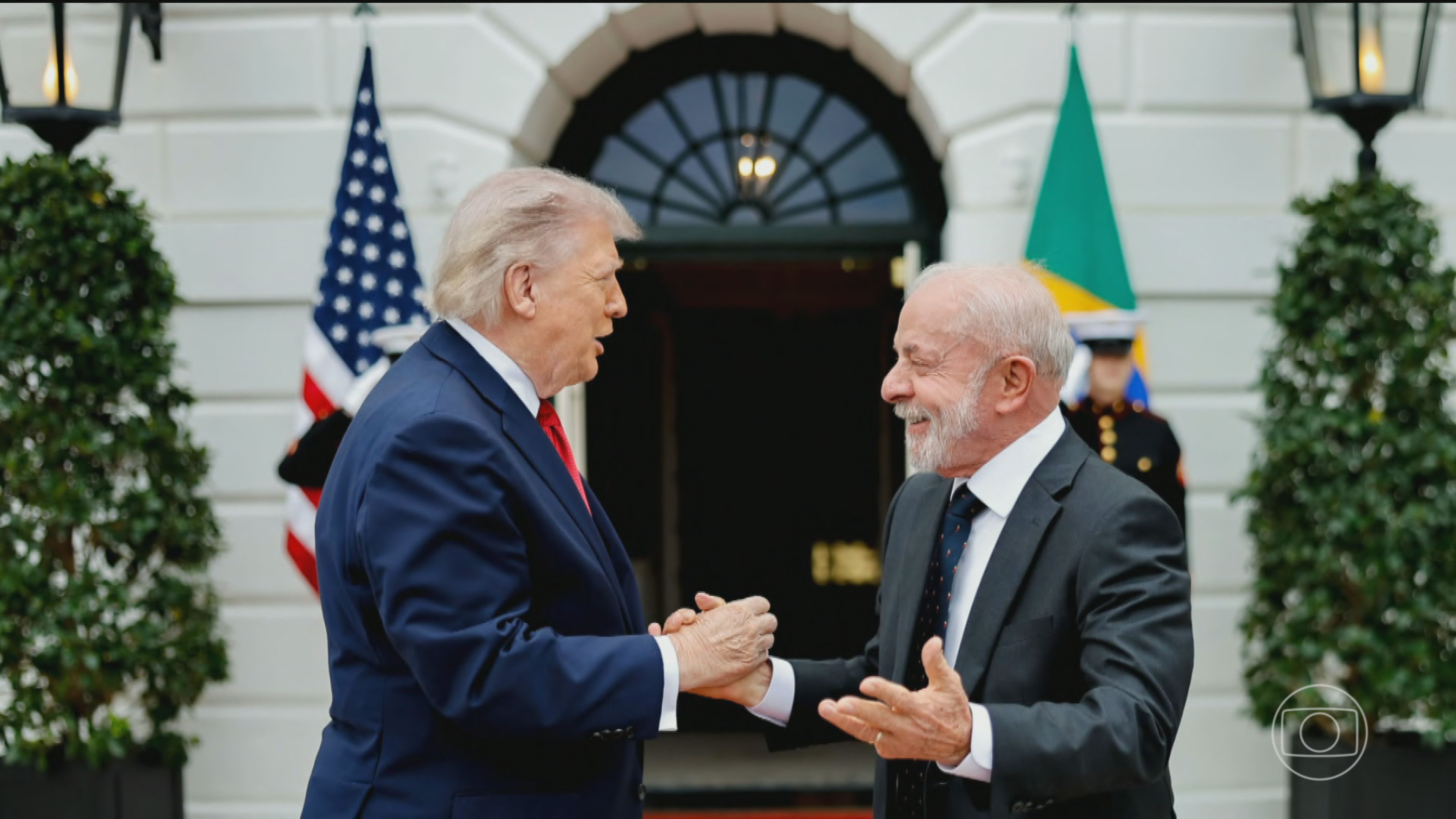 Quaest: para 43%, Lula saiu mais forte após encontro com Trump