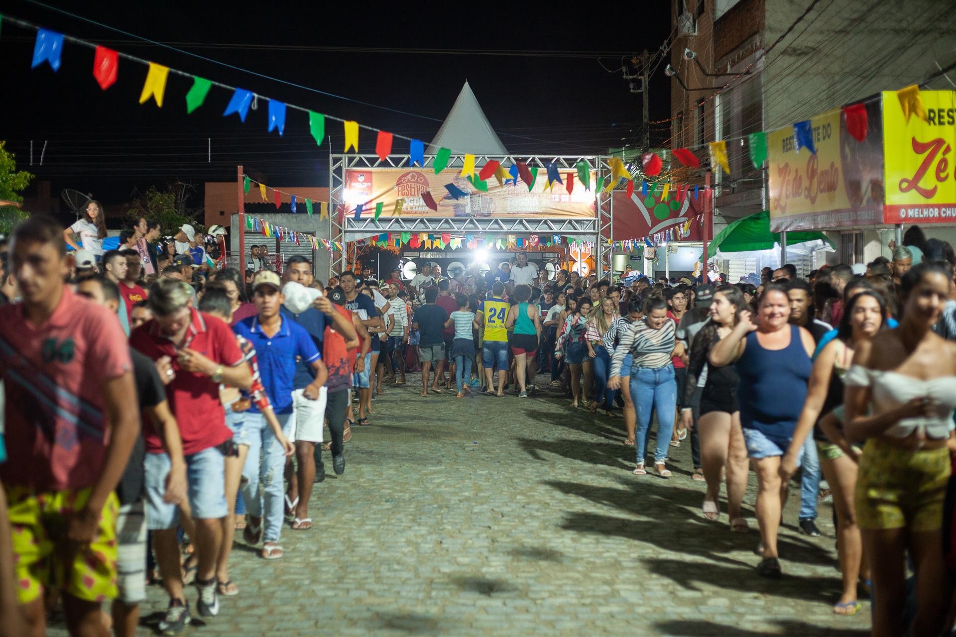 Festival Fogoió dos 8 Baixos começa nesta terça em Santa Cruz do Capibaribe, confira programação