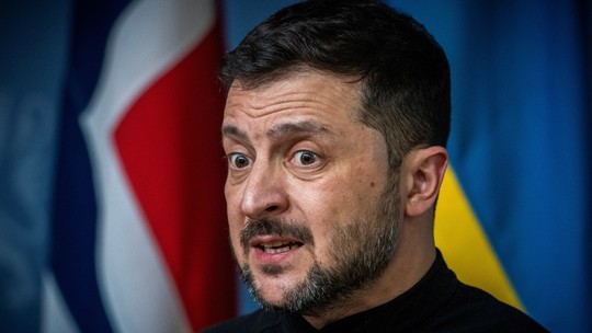 Ucrânia propõe nova rodada de negociações para acordo de cessar-fogo com a Rússia para a próxima semana, diz Zelensky - Presidente ucraniano afirma que é preciso acelerar o ritmo do diálogo e trabalhar por um cessar-fogo; Kremlin ainda não respondeu à proposta.