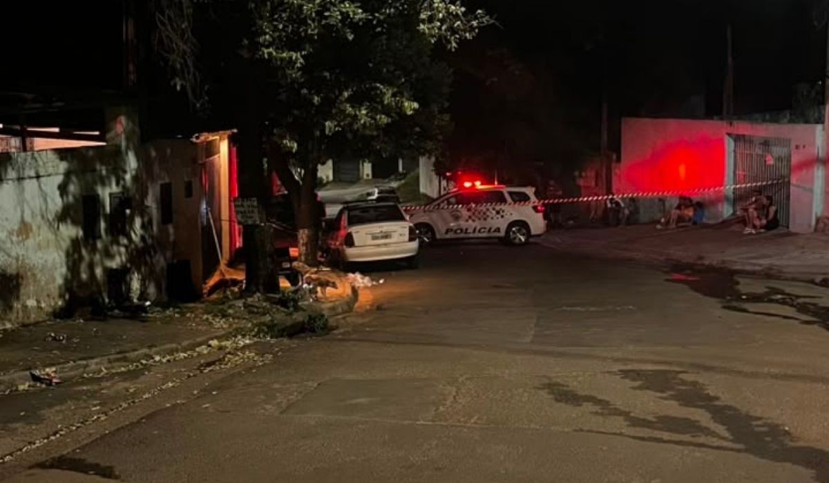 Jovem atira contra dois homens na rua, mata um e foge em Piracicaba