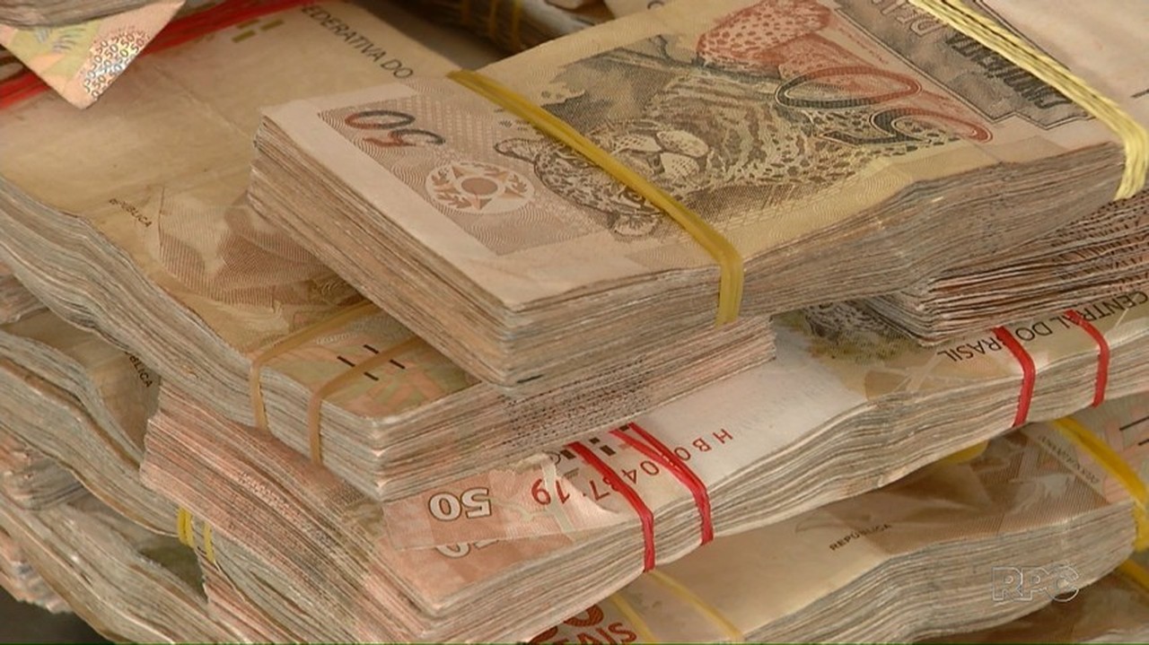 Juro bancário sobe para 43,7% ao ano em janeiro, maior nível em quase dois anos, revela Banco Central