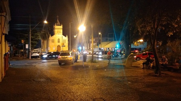 Bar reabre após interdição em Uberlândia, Triângulo Mineiro
