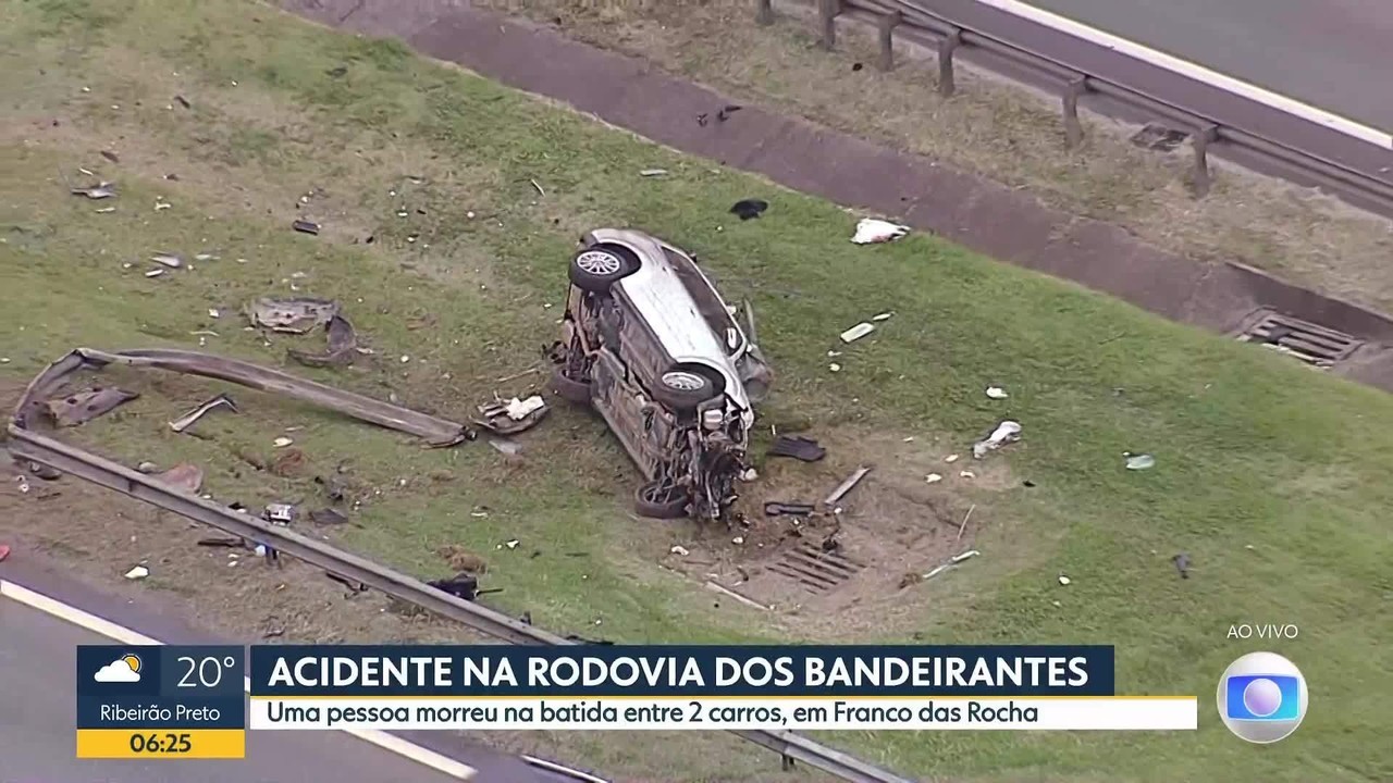 Acidente na Rodovia dos Bandeirantes entre Audi e Subaru deixa uma pessoa morta e 3 feridas em SP
