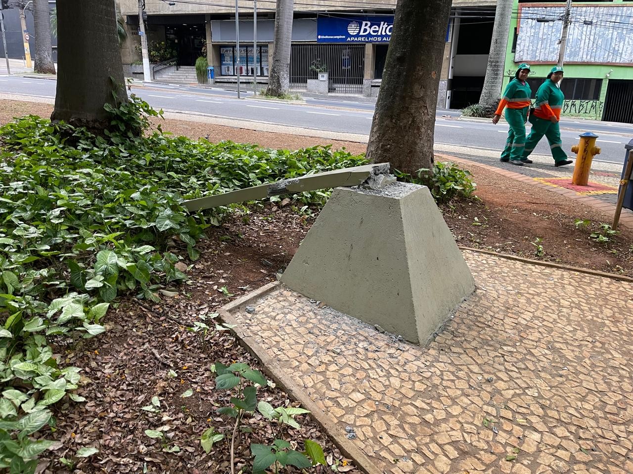 Monumento do Guarani é depredado em praça do Centro de Campinas 