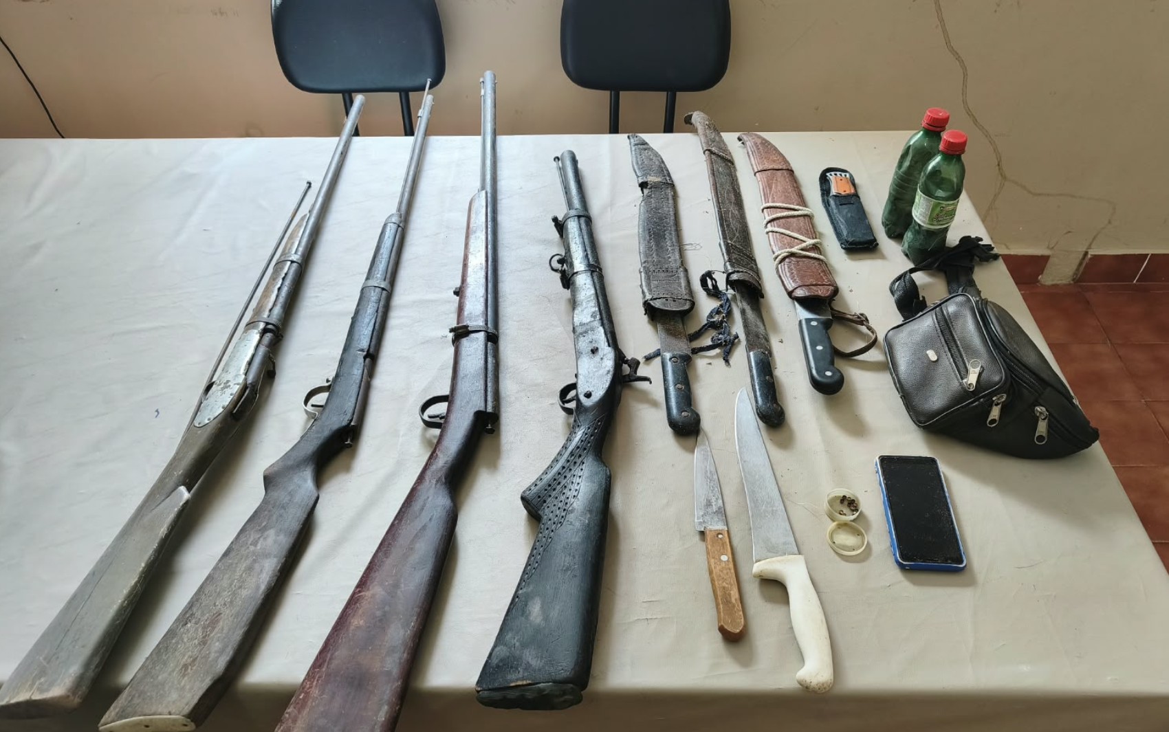Homem é preso após ameaçar idoso com espingarda durante disputa de terra na Bahia