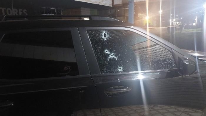 Policial de folga troca tiros com suspeito e impede feminicídio em RO