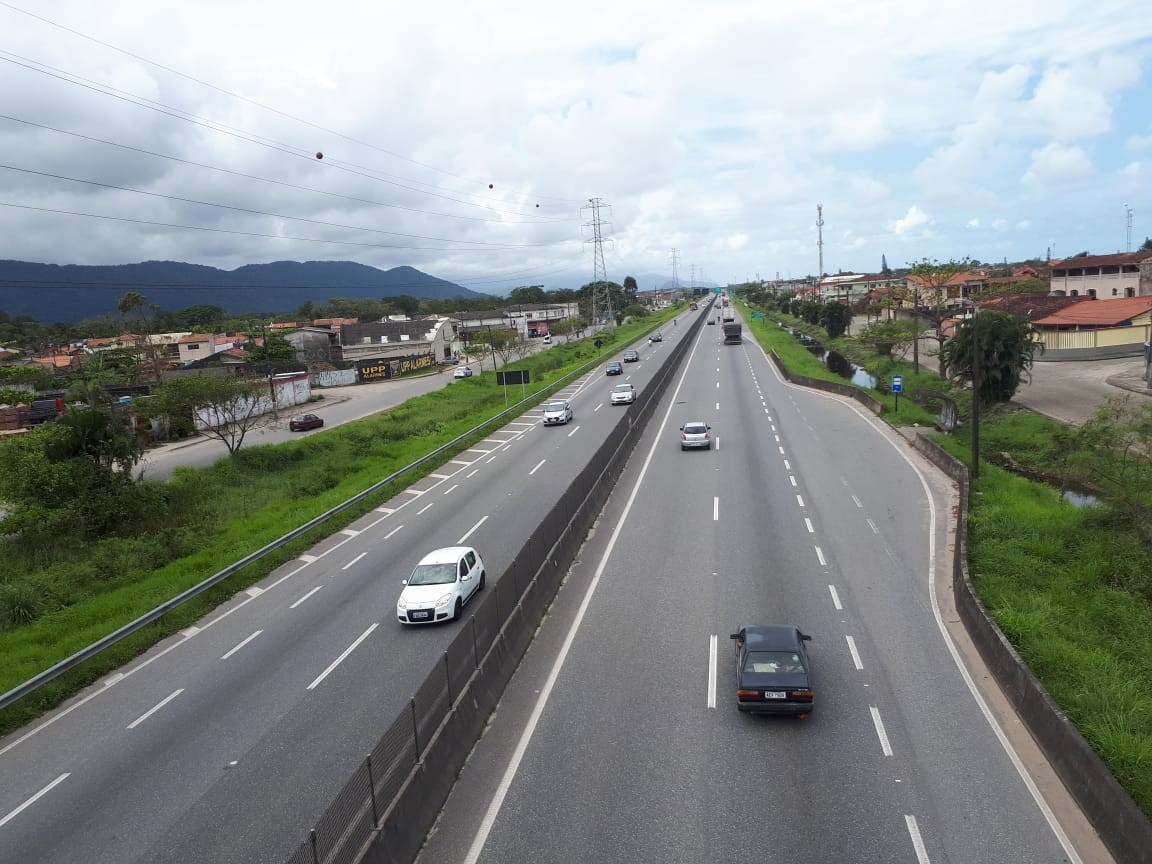 Homem morre após ser atropelado em rodovia no litoral de SP; motorista fugiu sem prestar socorro