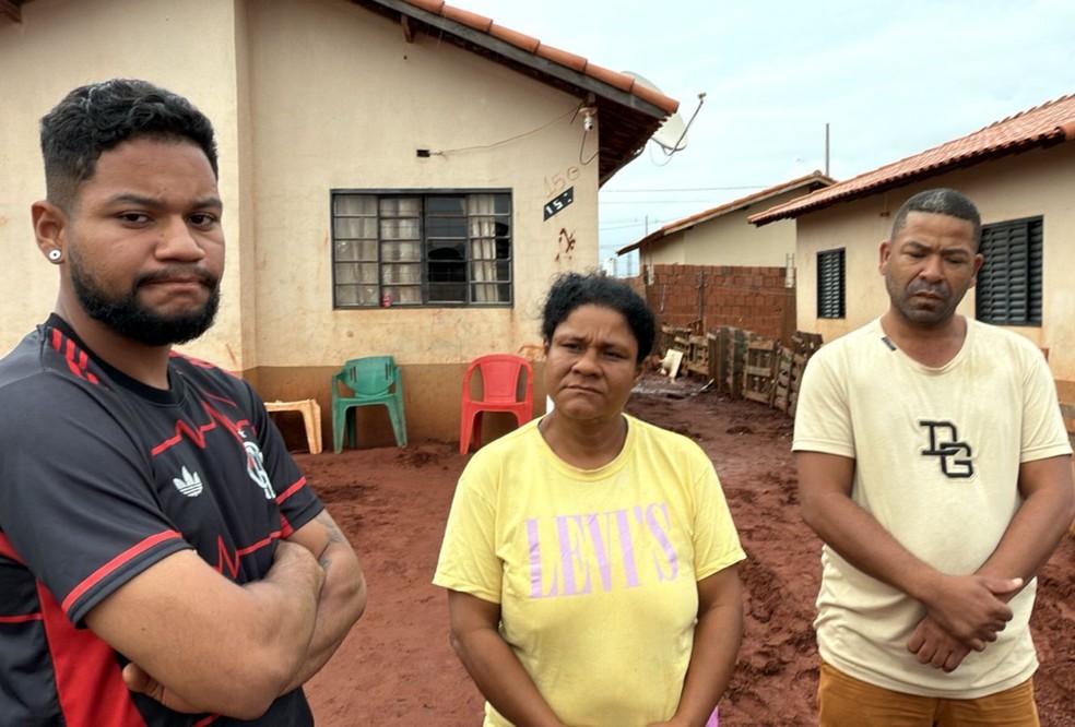 Familia do menino cobra responsabilidade e justiça — Foto: Diogo Nolasco/ TV Morena