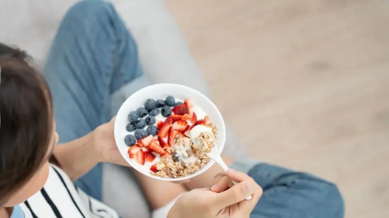 A incrível conexão entre intestino e cérebro que influencia a saúde e as emoções