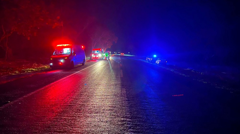 Adolescente morre em batida entre carro e moto na BR-040 em João Pinheiro