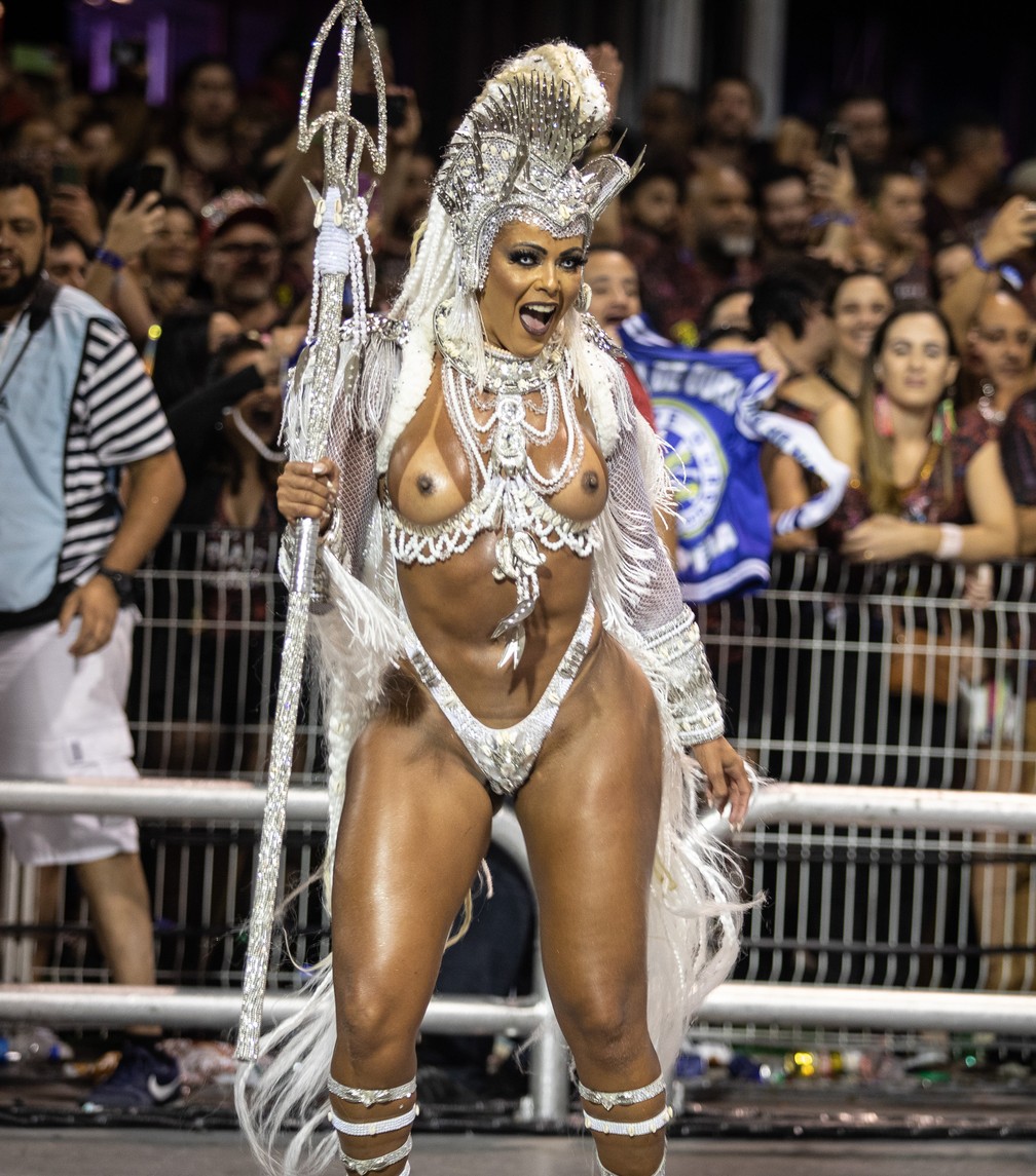 FOTOS: musas e musos do segundo dia de desfiles das escolas de samba do  Grupo Especial em São Paulo | Carnaval 2022 em São Paulo | G1