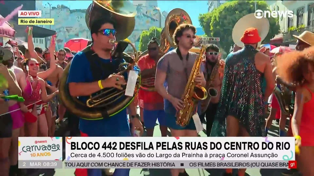 Centro do Rio 'cai na folia' neste domingo de carnaval