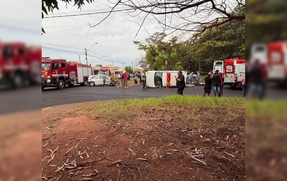 Bebê de 1 ano e 7 meses morre após após ambulância ser atingida por carro e tombar — Foto: Arquivo pessoal