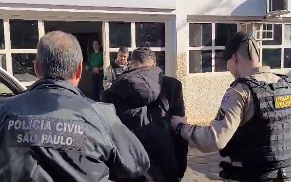 Suspeito de matar e enterrar mulher no quintal em Barretos é preso e Frutal (MG) — Foto: Divulgação/ Polícia Civil