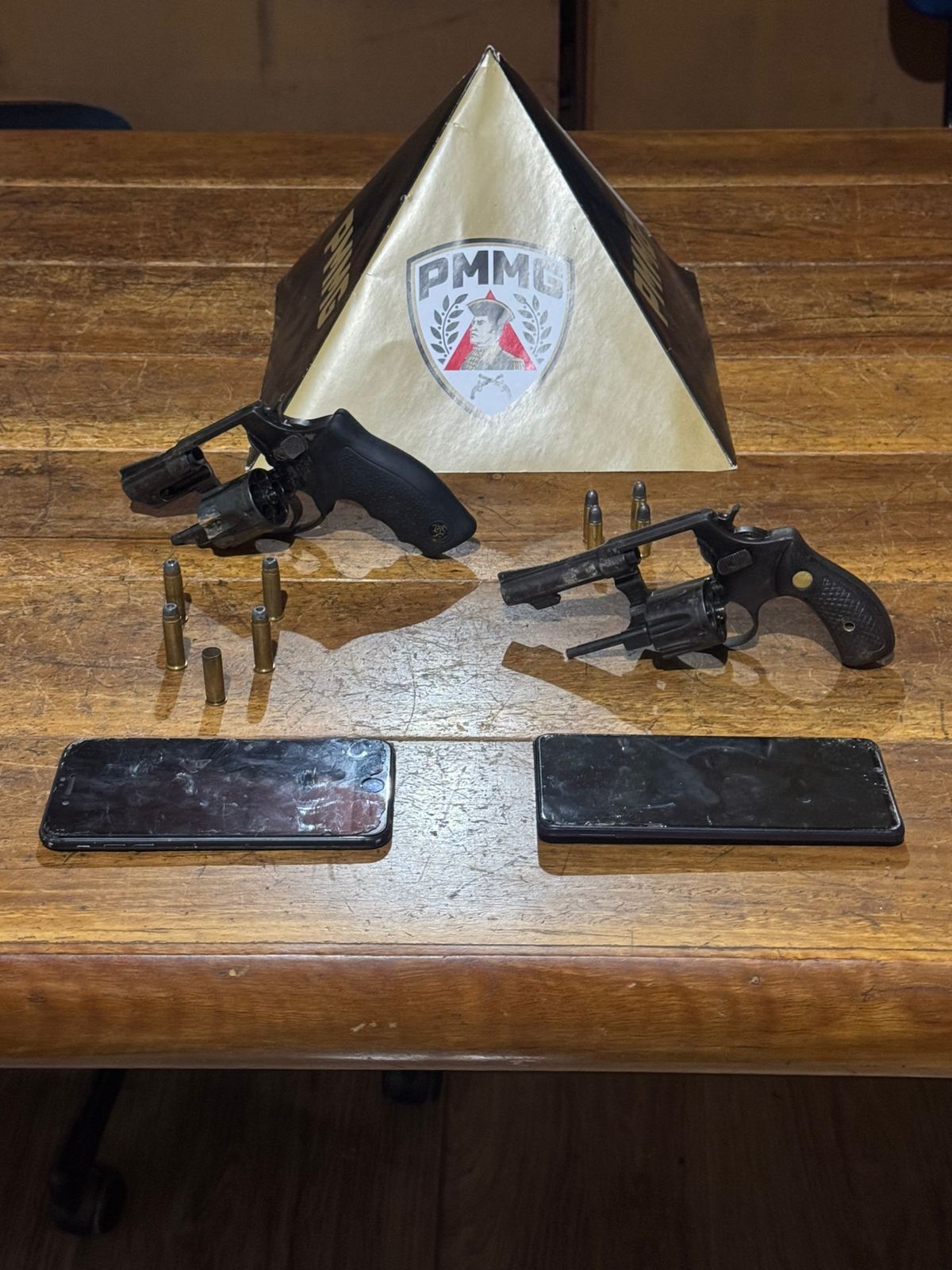 VÍDEO: Suspeito mata homem à luz do dia em MG e acaba morto em confronto com a PM