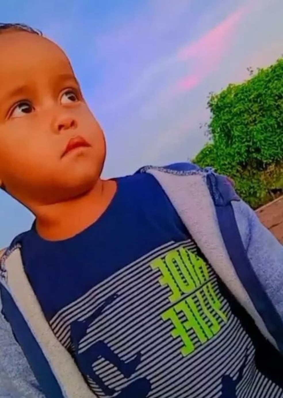 Gabriel dos Santos Silva, de 3 anos, foi morto em ataque a tiros, em Santa Rita � Foto: Reprodu��o/TV Cabo Branco