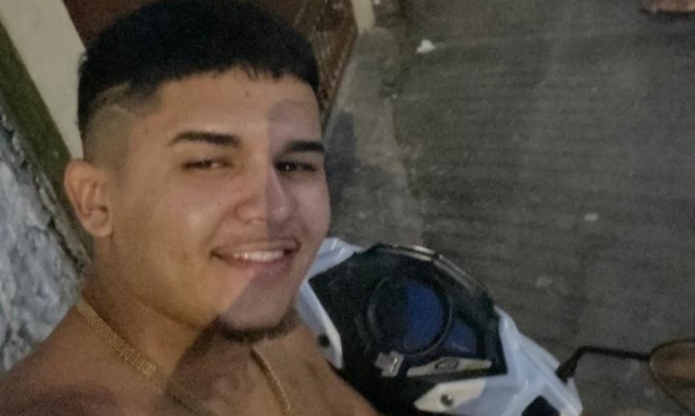 Carlos André, de 19 anos, morto durante abordagem da PM em Manaus. — Foto: Reprodução/Redes Sociais
