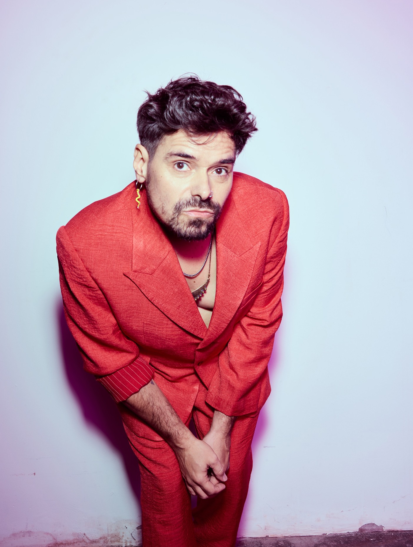 Jonas Sá usa ‘Deus’ para anunciar o  álbum ‘_MNSTR_’, previsto para agosto